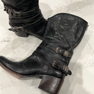 Freebird by Steven “Pikes” sz 10